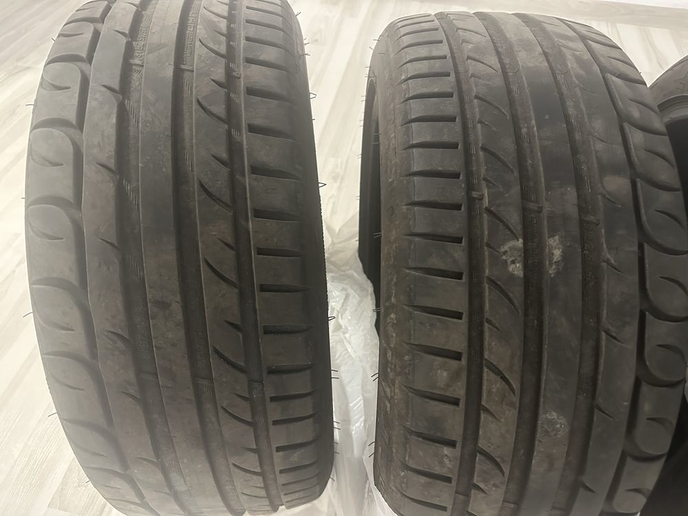 4 Anvelope Vara Sebring Ultra High Performance 225/ 45 R18 95YR18