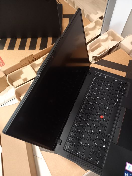 Thinkpad T14 Gen 5, Ultra 5, 32Gb, 512SSD