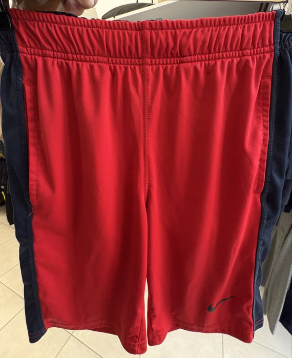 Къси панталони найк