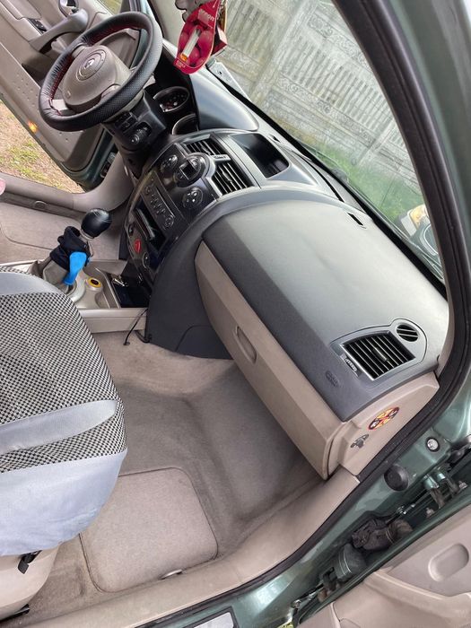 Vând Renault megane 2 1.9 dci sau schimb cu ATV