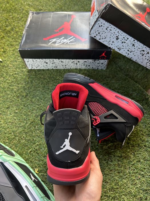 Adidasi Jordan 4 Retro  / Premium / Full Box