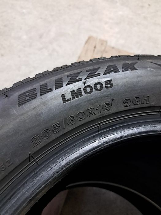 4 anvelope iarnă 205 60 r16 Bridgestone