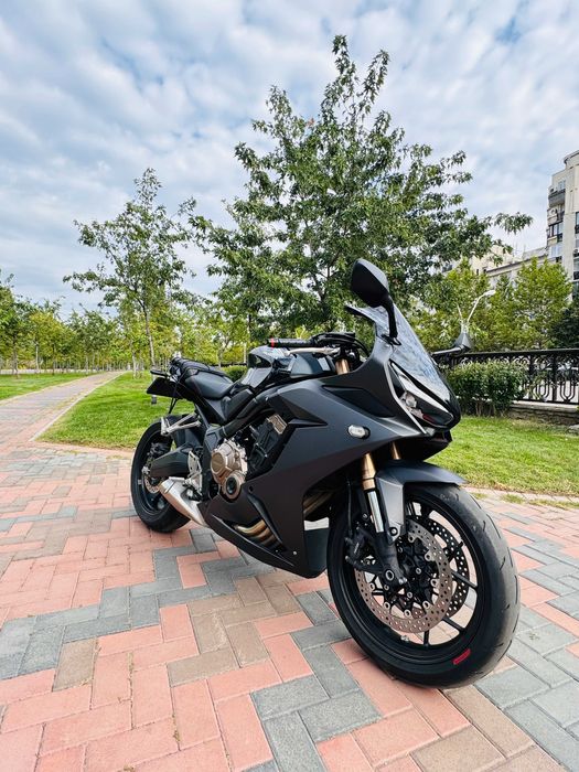 Honda CBR 650R / 2022 / ABS / Quickshifter /