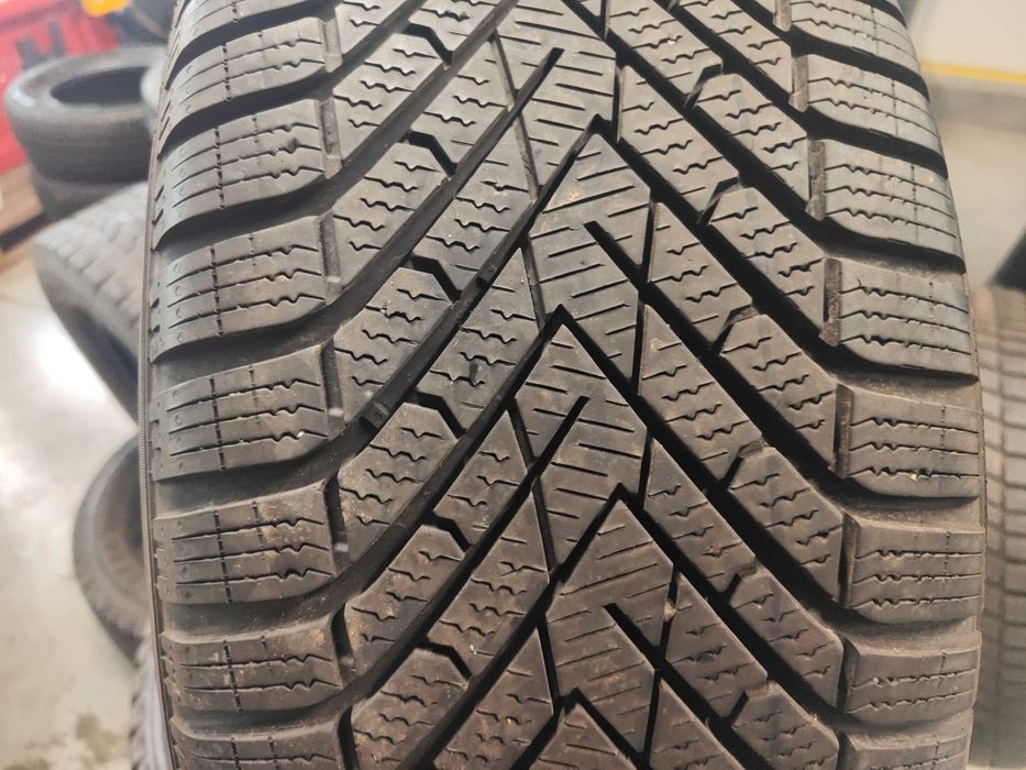 4бр. зимни гуми 235/60/18 Pirelli