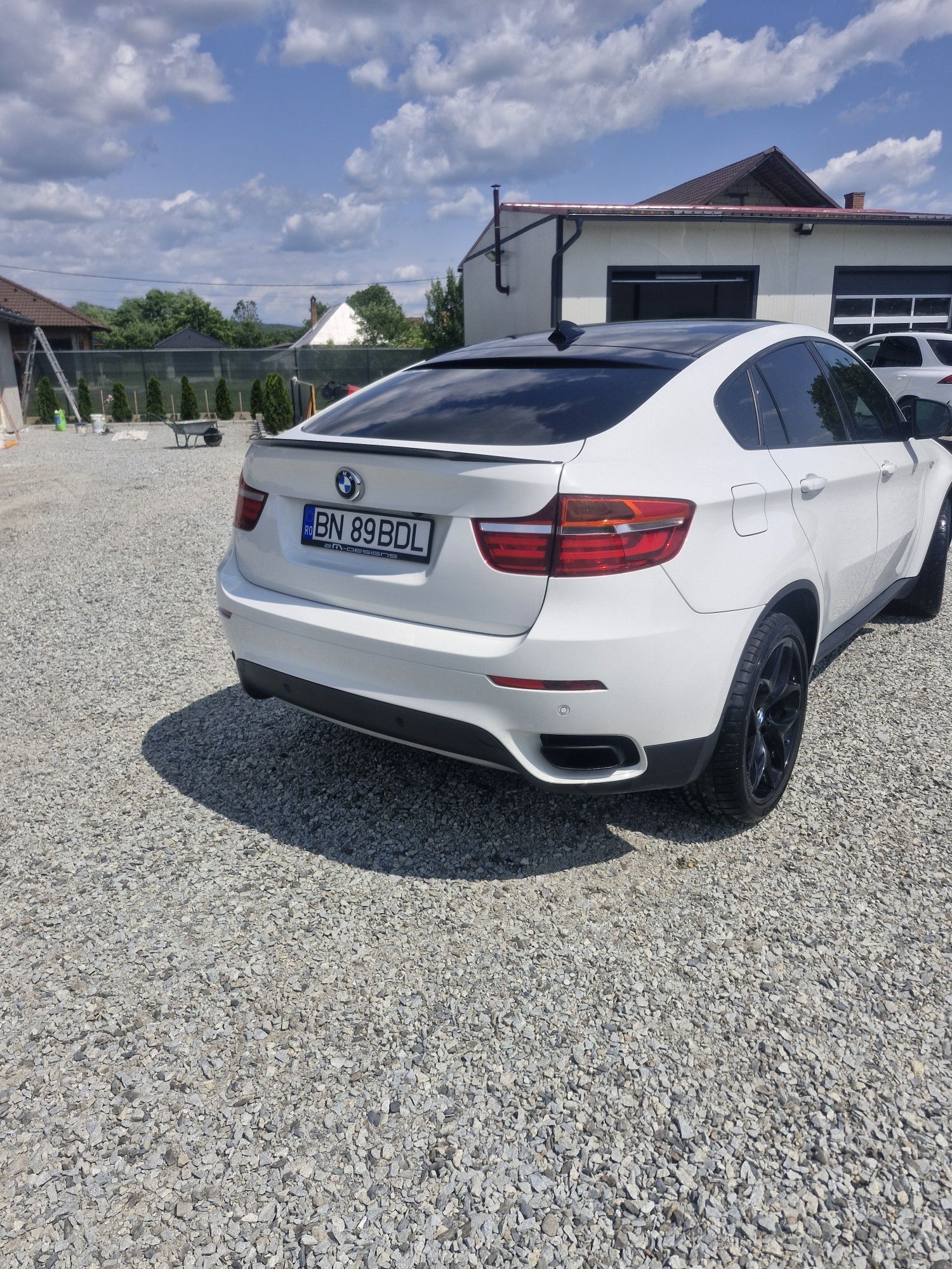 Bmw X6 xDrive50d Pachet M 381CP