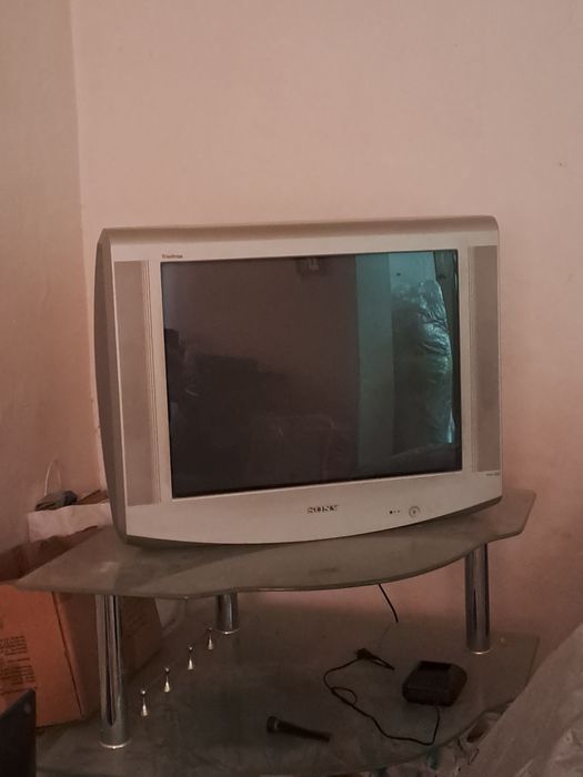 Продам телевизор