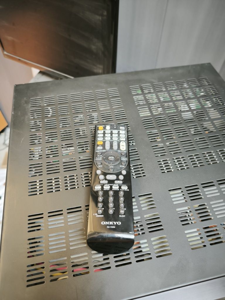 Onkyo tx sr -805 7.1 channel