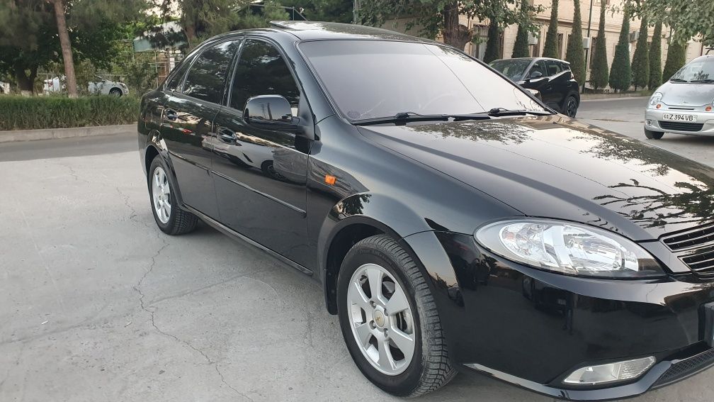 Chevrolet Gentra. Aftomat lyuk. Yili 2023. Yurgani 43000. Narxi 14900