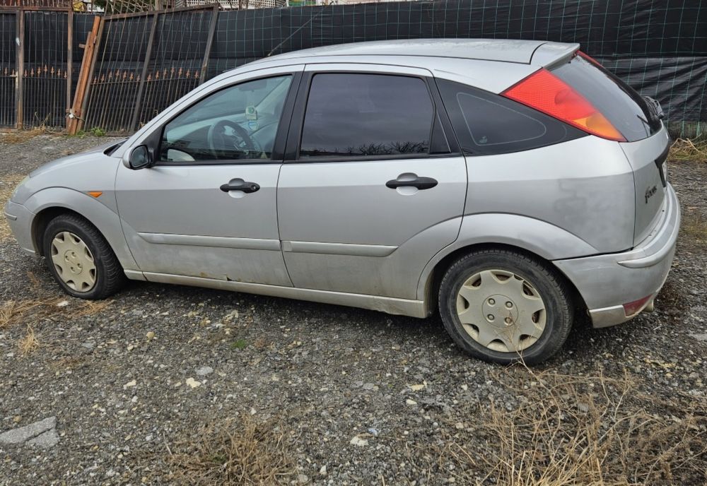 Ford Focus 1.4 benzina 2003