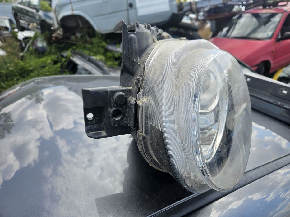 Ляв фар за Nissan Djyk 2015god