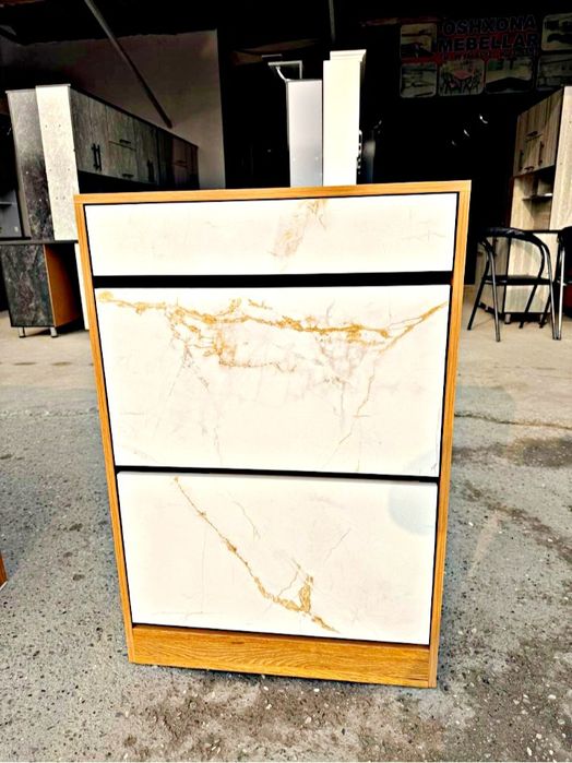 Oyoq kiym javoni [Подставка для обувой]