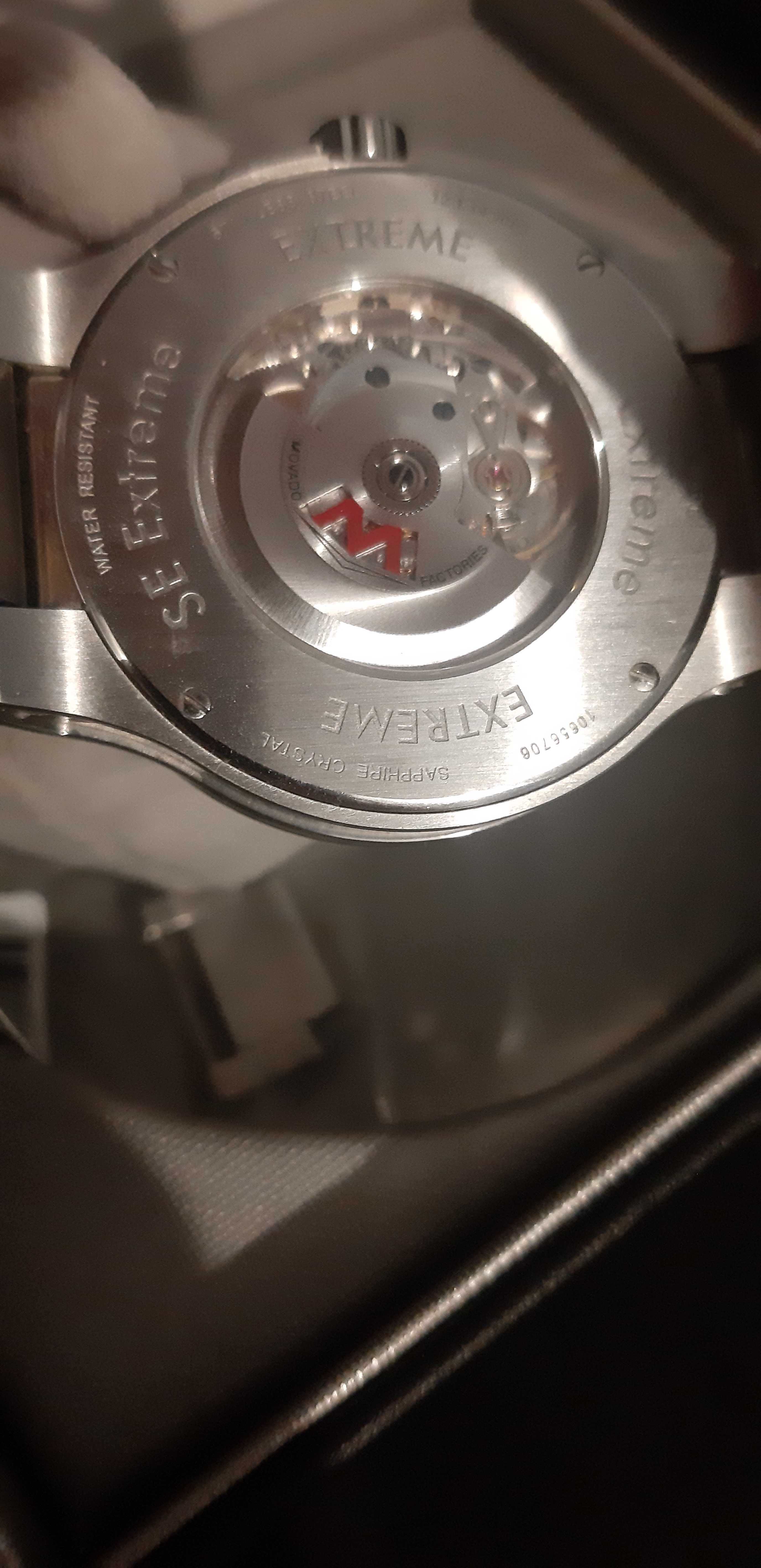 Ceas automatic MOVADO