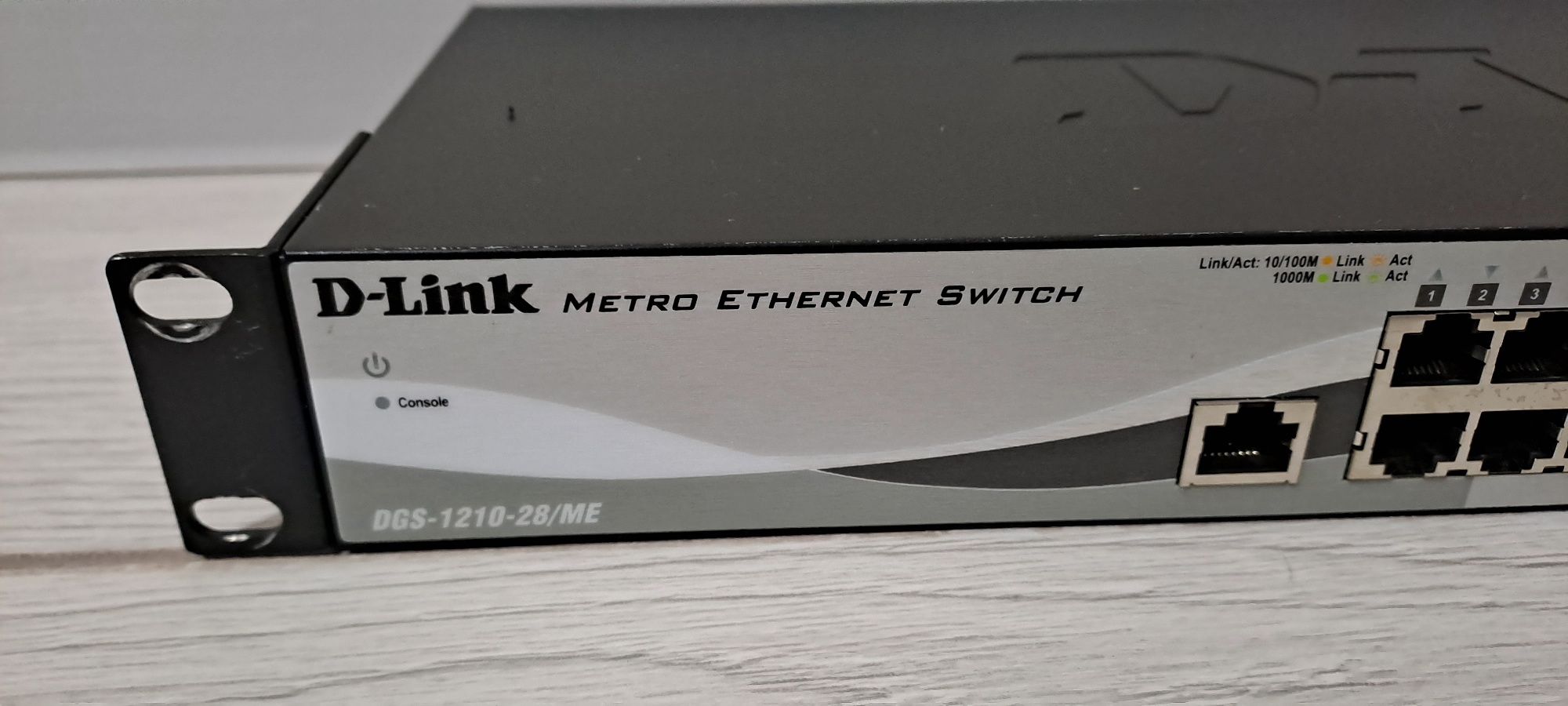 24 портовый Dlink Metro Ethernet Switch