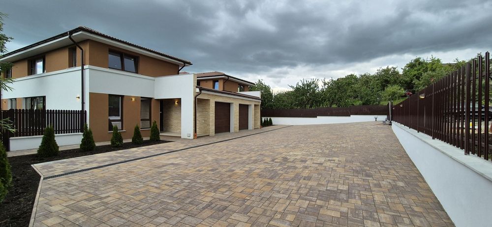 Case cuplate in loc.Feleacu direct de la dezvoltator