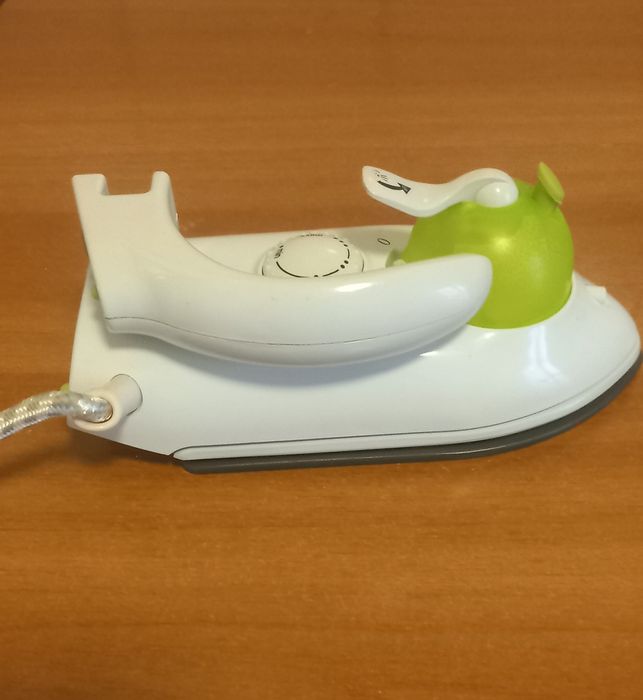 Fier de călcat de voiaj