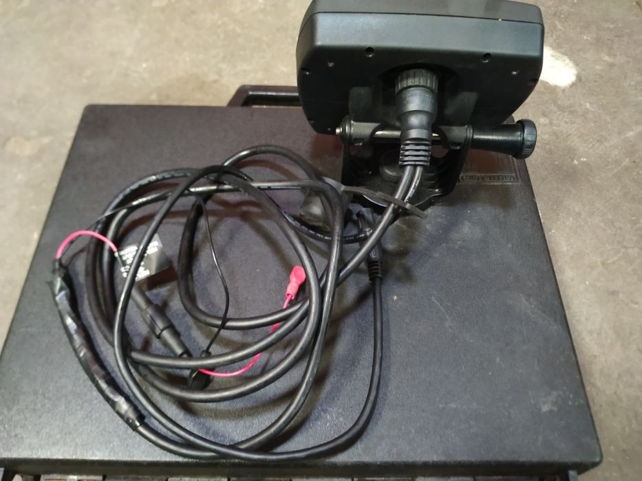 Сонар Garmin Fishfinder 140 , сонда Airmar P58