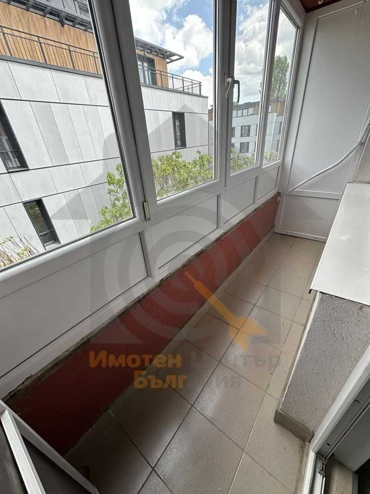 Тристаен апартамент в кв.Витоша