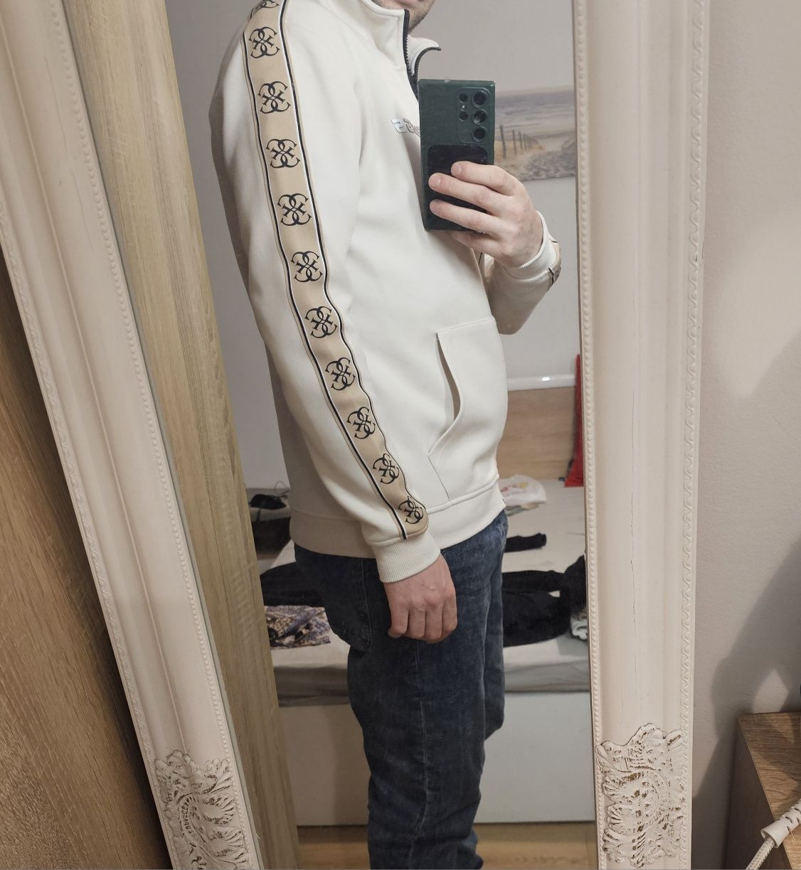 Горнище guess ново