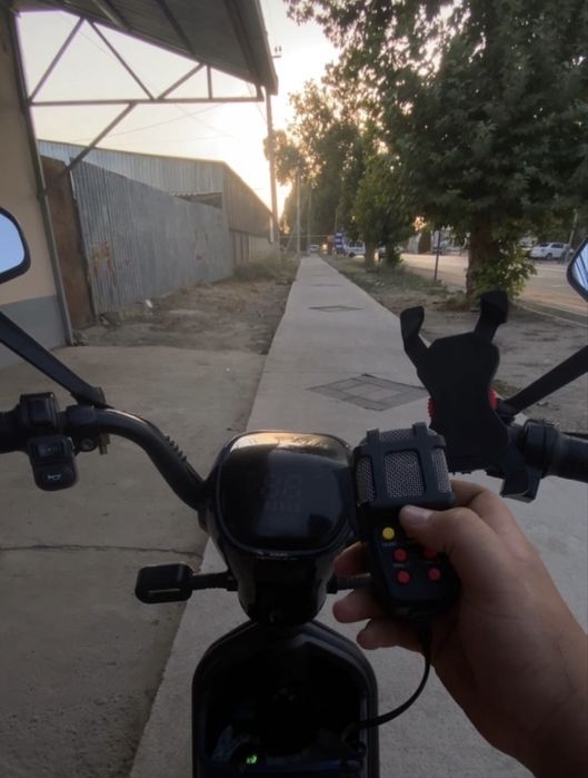 Продаю электроскутер