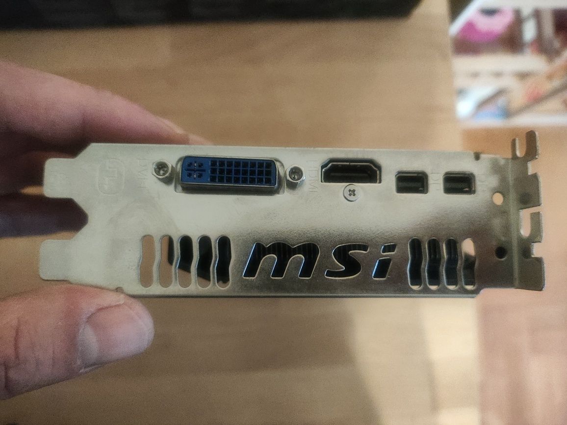MSI AMD Radeo R7850 1GB