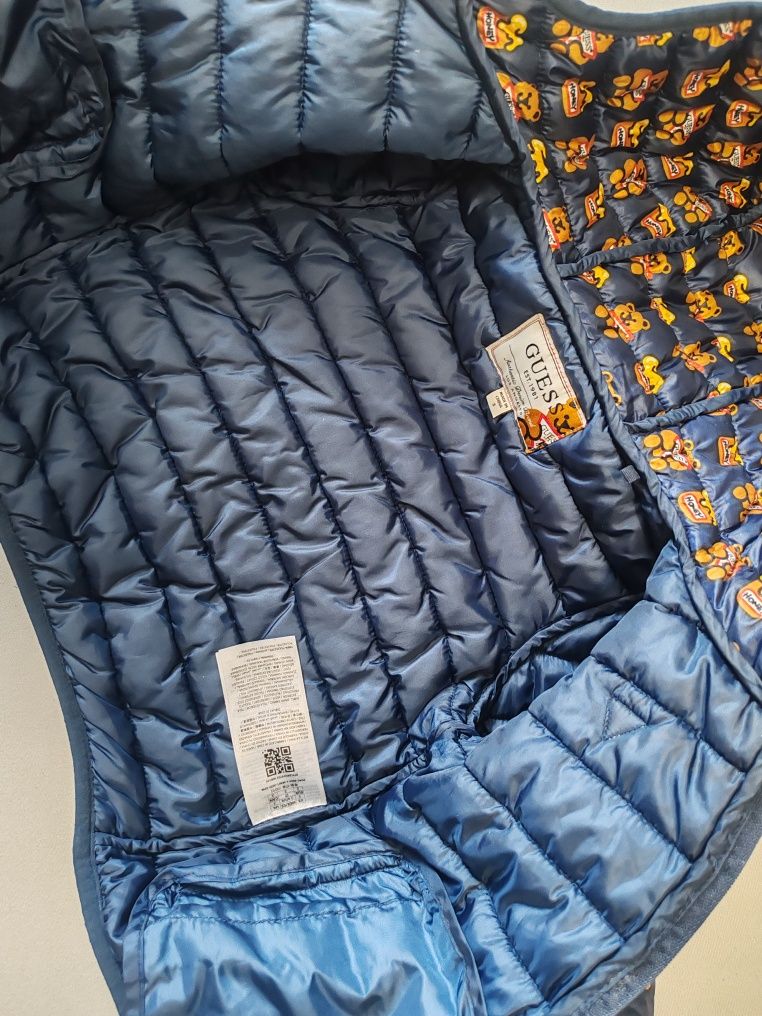 Преходно яке Guess