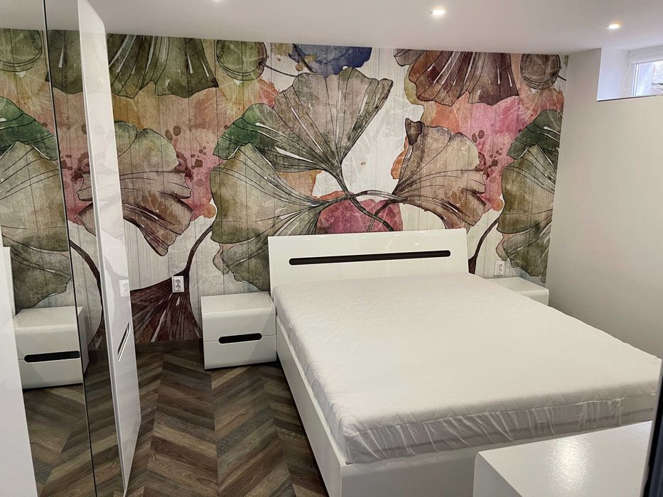 Тристаен апартамент - етаж от къща в кв. Бояна