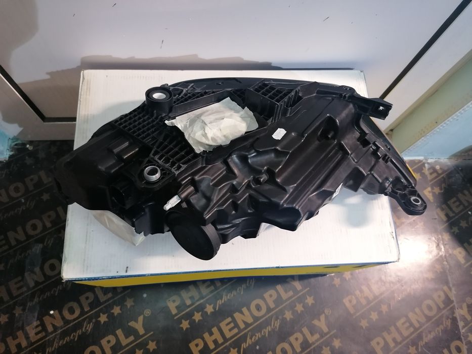 Фар фарове за Ауди А1 / Audi A1 Valeo FUL LED.