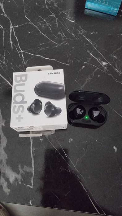 Galaxy buds plus