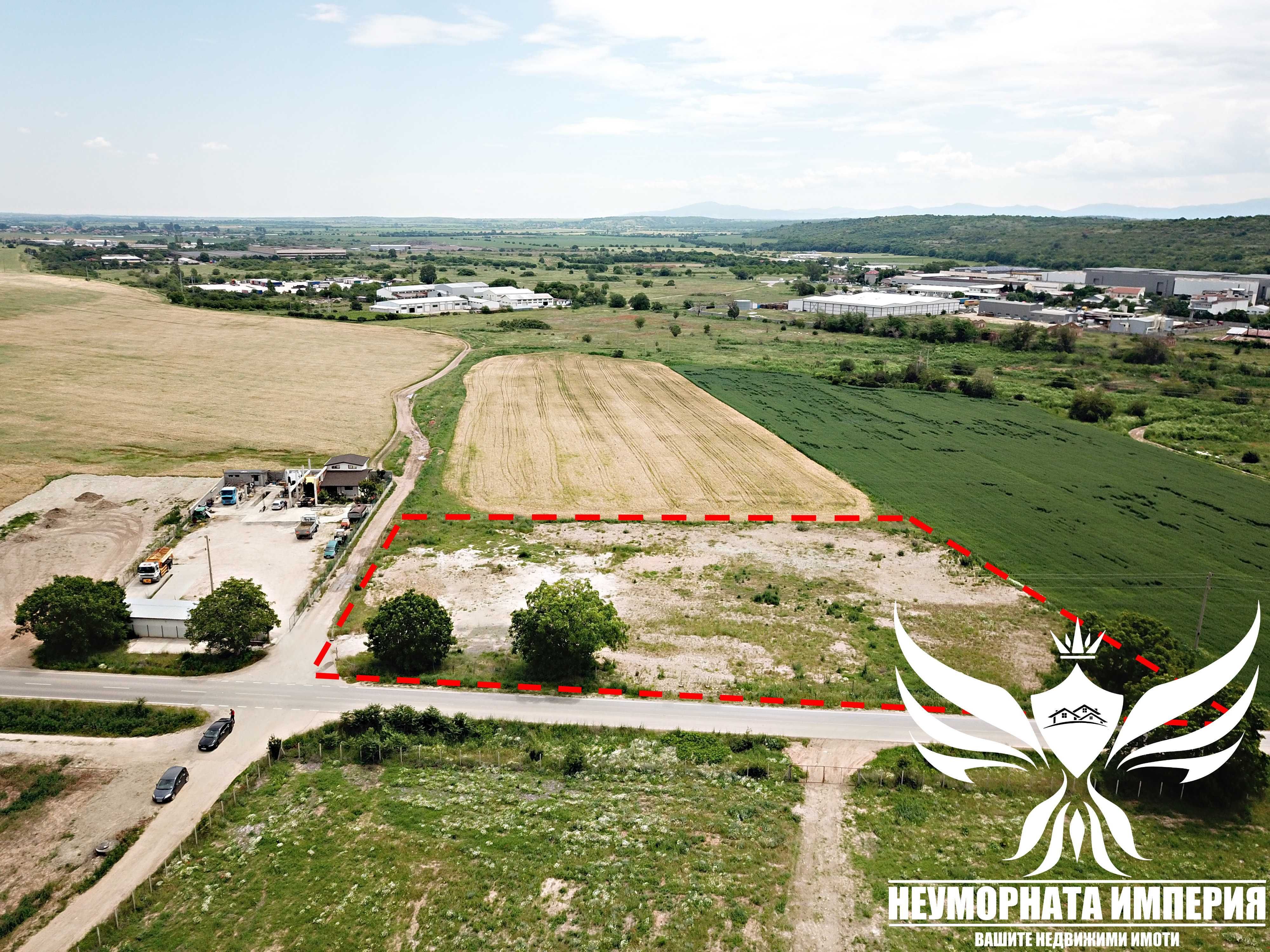 Под наем земя, парцел, паркинг 6240кв.м. в Асеновград, първа линия