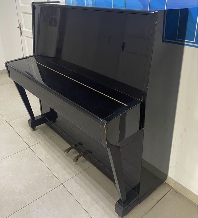 Отдам даром пианино