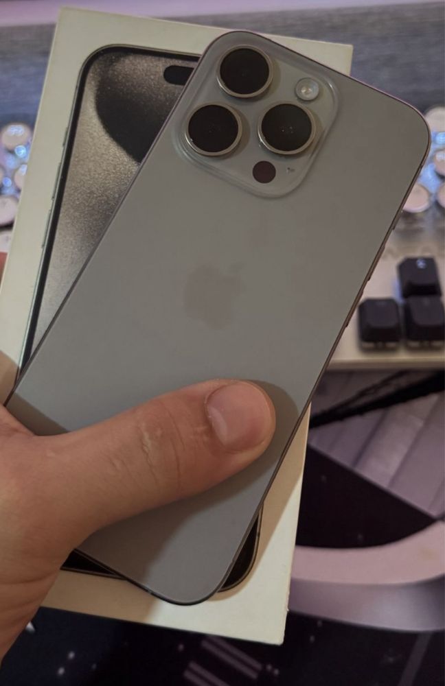 iPhone 15 pro 89 yomks
