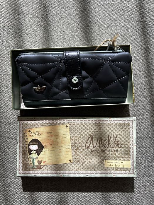 Нов голям портфейл Anekke