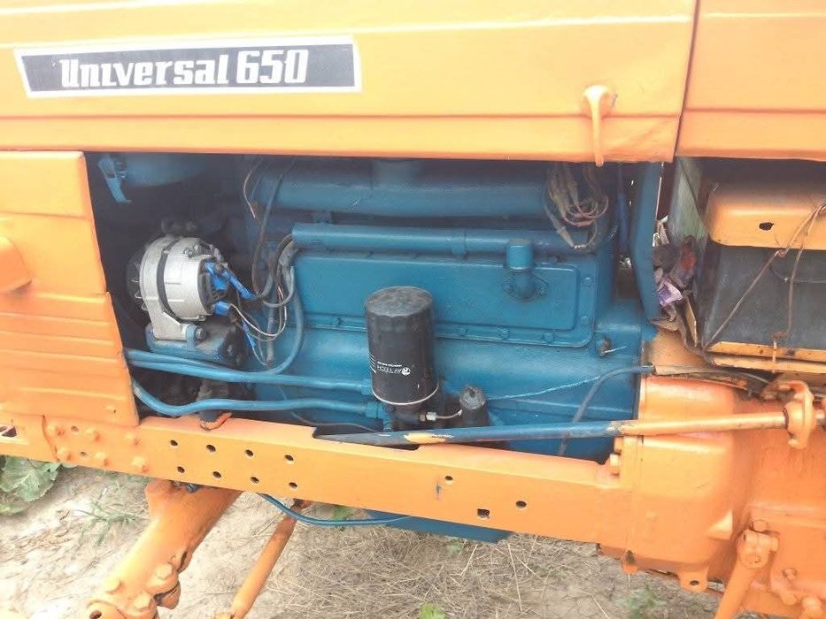 Vând tractor U650