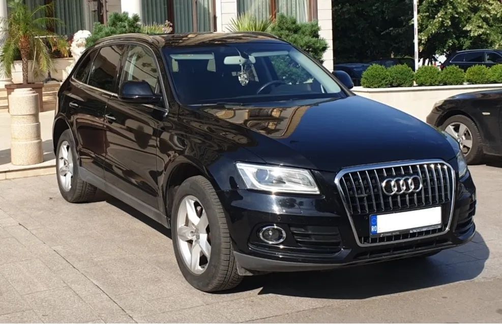Audi Q5 Audi Q5 2.0 TDI 190cp TVA deductibil (variante schimb)