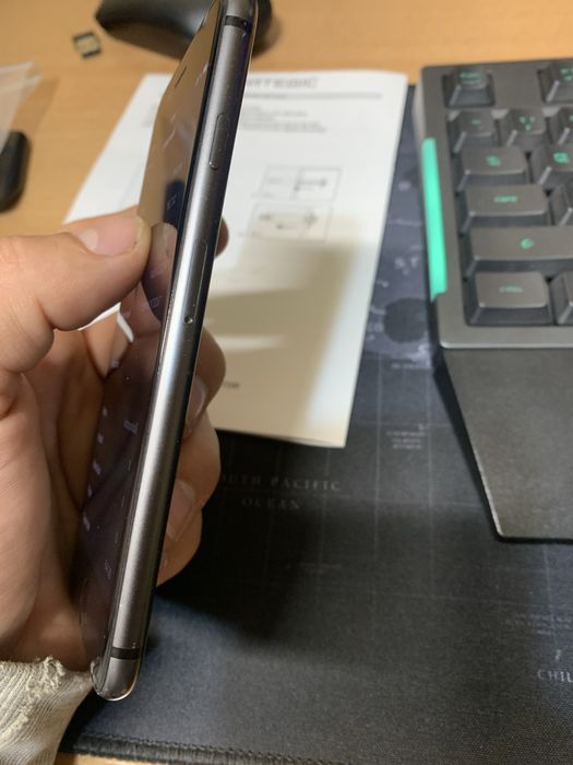 Iphone 8 64gb, baterie 87%, perfect functional