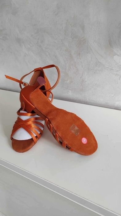 Sandale/pantofi noi pentru dans latino -salsa/ bachata/ kizomba 38