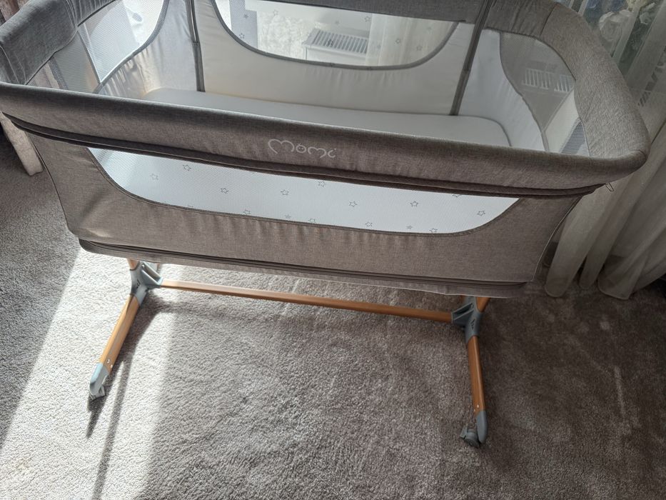 Vand patut co-sleeper