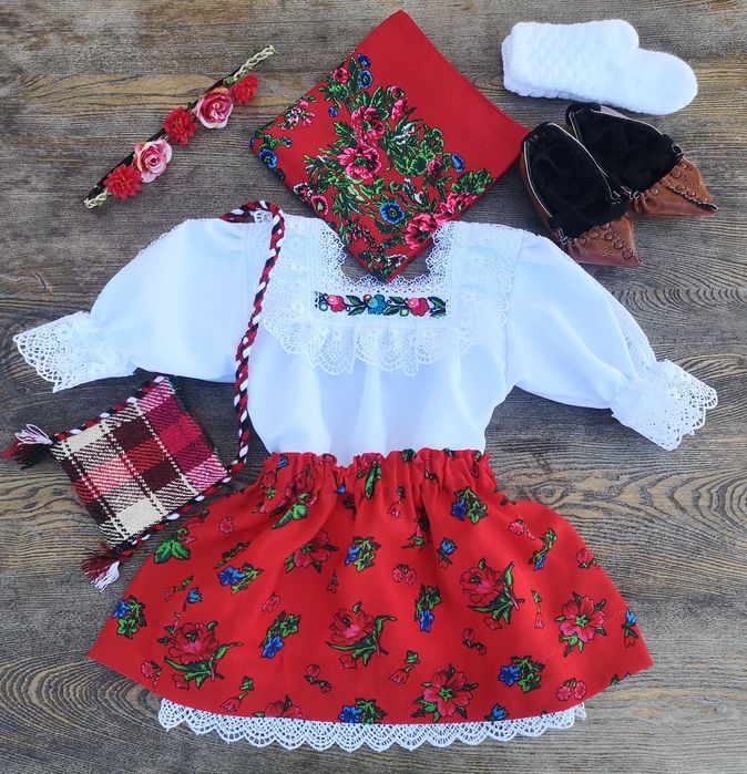 Costum popular fete botez complet de Maramureș