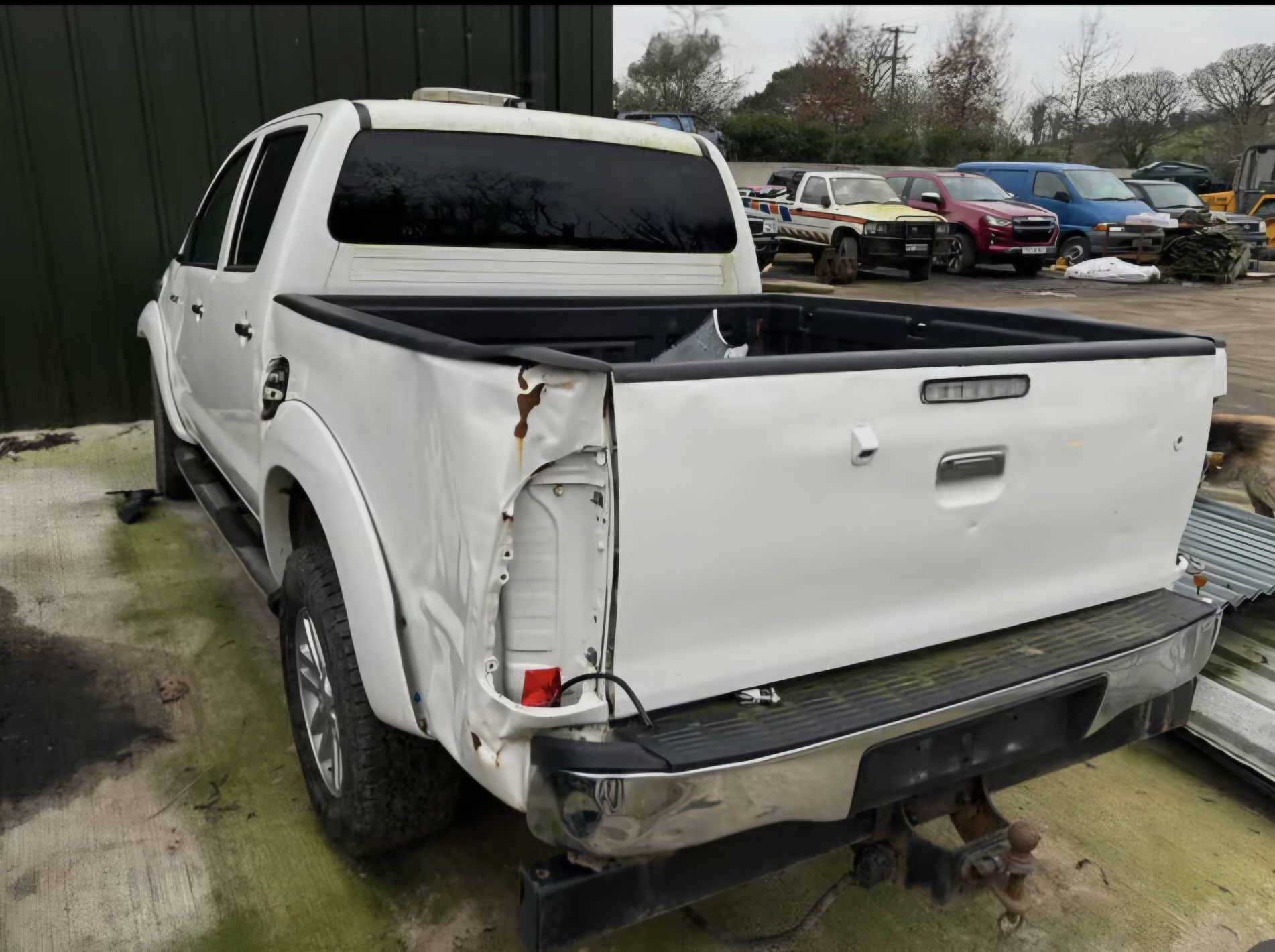 Dezmembrez Toyota Hilux 2012-2015 1KD-FTV automata