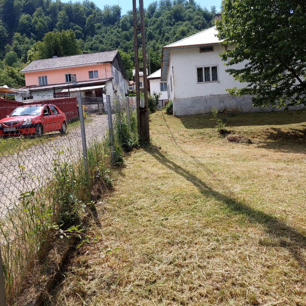 Casa de vanzare si teren