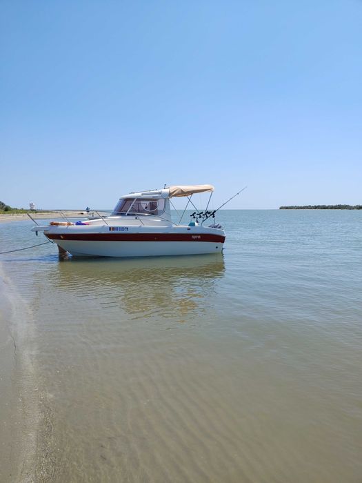 AQUAMAR 650 Sport-Mano marine pilot 21 (6,5 metri)