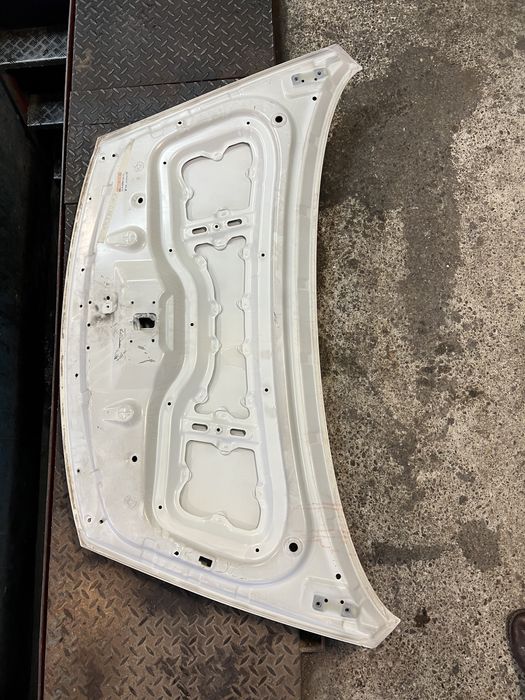 Capota fata motor Kia Carens 2012-2020