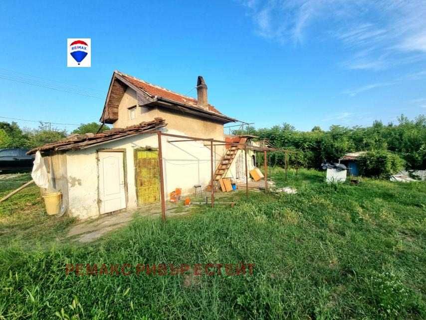 Парцел с Вила за продажба, гр. Русе