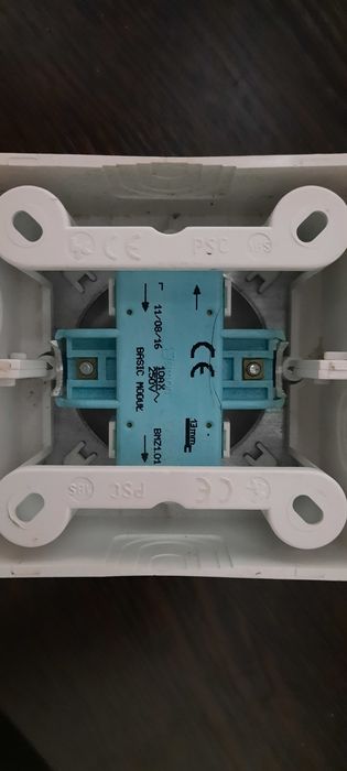 Buton control sus-jos kontakt Simon BMZ1.01