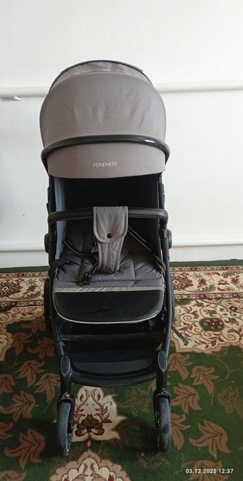 Коляска, шезлонг, ходунок и бийк стол сатылады. Бари таза жагдайда.