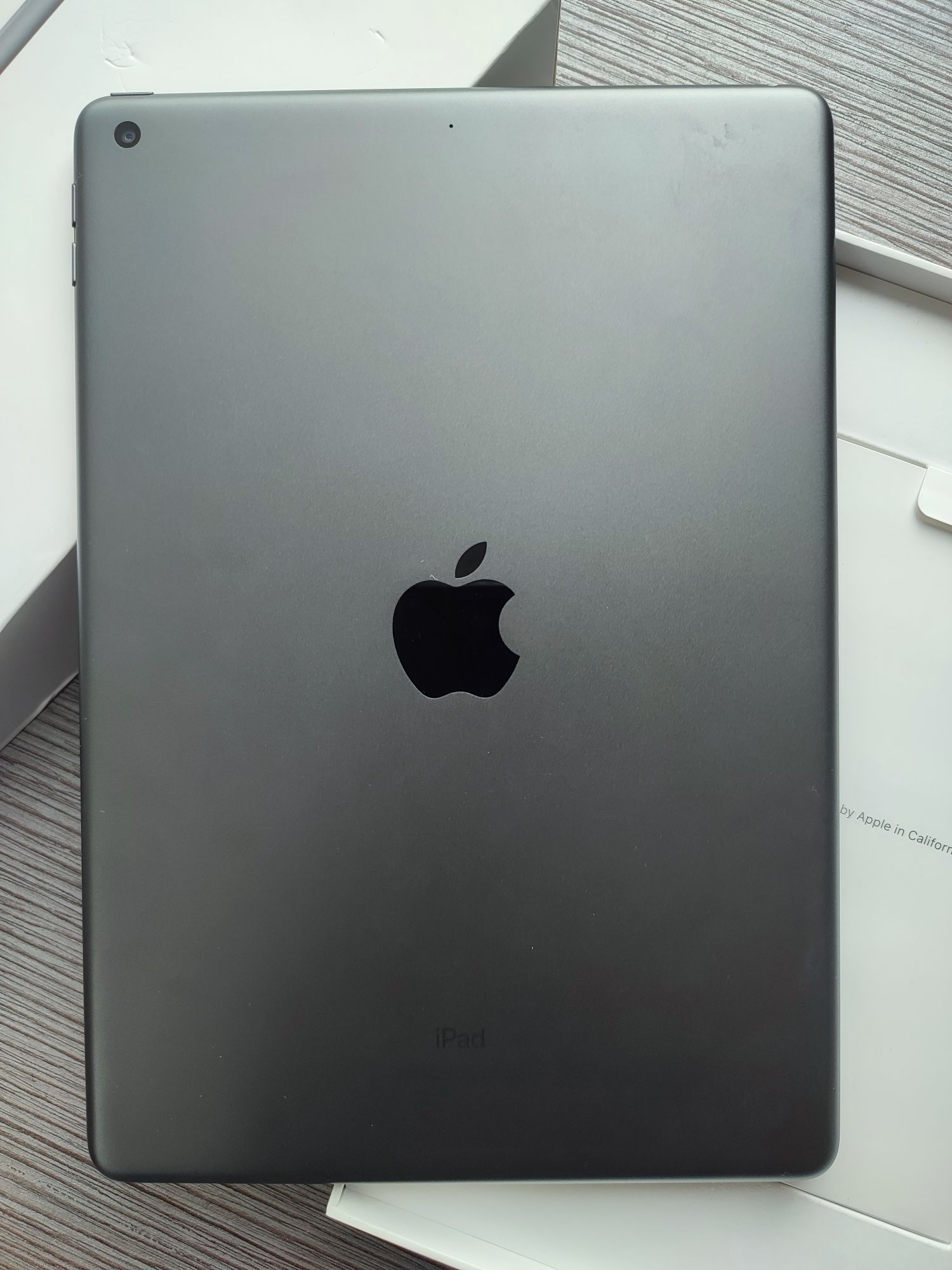 iPad 8 поколение 32g