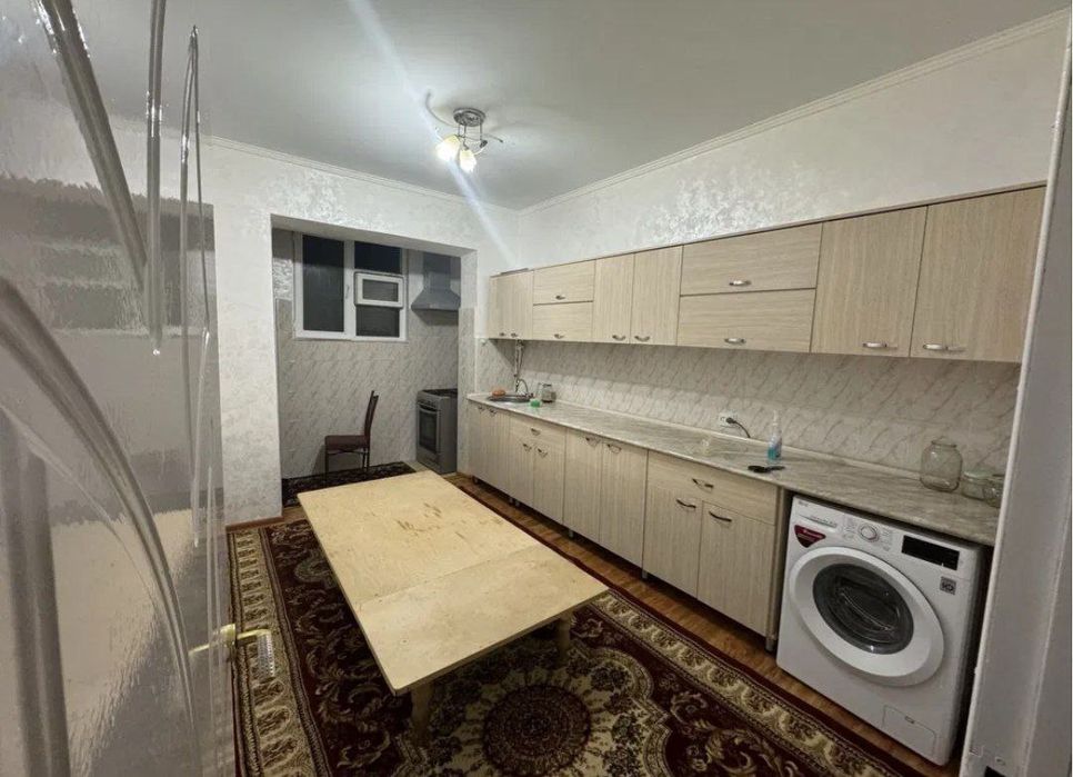 Yunusobod Megaplanet Unversam bozor Arentr metro yaqnida kvartira