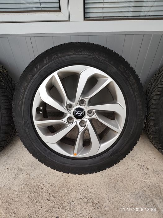 17/5/114,3-ХЮНДАЙ ИХ 35,ТУКСОН,с добри ЗИМНИ гуми-225/60/17-перфектни