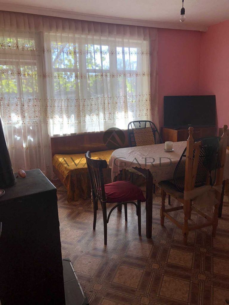 Продава се Етаж от къща в с. Калековец, Област Пловдив - 150 кв.м за 1243 €/кв.м - Снимка #4