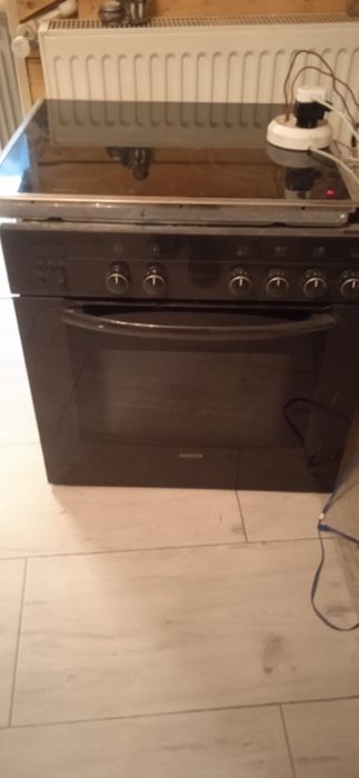 Plita și cuptor electric Bosch perfect funktional
